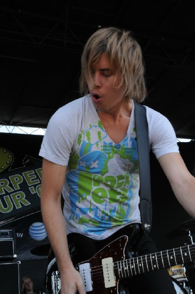 The Academy Is on the Route 66 Stage, Warped Tour, Verizon Wireless Amphith