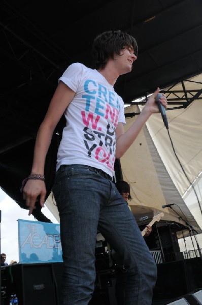 The Academy Is on the Route 66 Stage, Warped Tour, Verizon Wireless Amphith