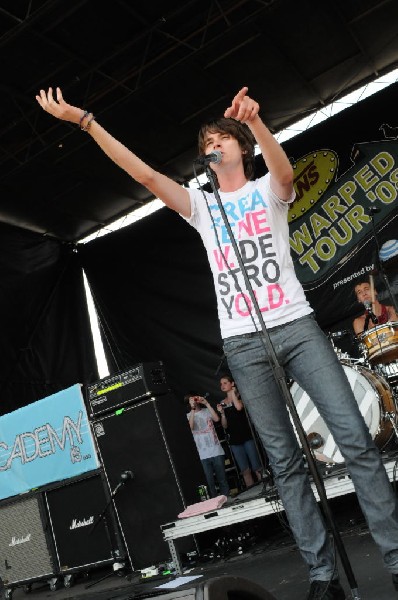 The Academy Is on the Route 66 Stage, Warped Tour, Verizon Wireless Amphith