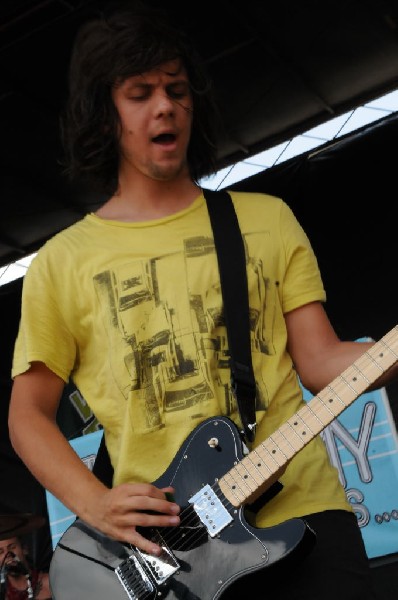 The Academy Is on the Route 66 Stage, Warped Tour, Verizon Wireless Amphith