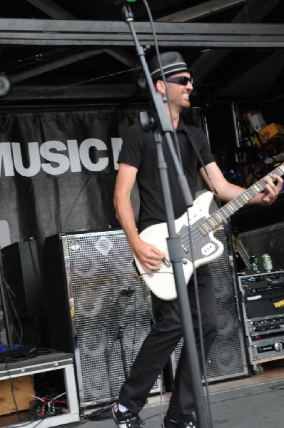 The Briggs on the Hurley Stage, Warped Tour, Verizon Wireless Amphitheater,