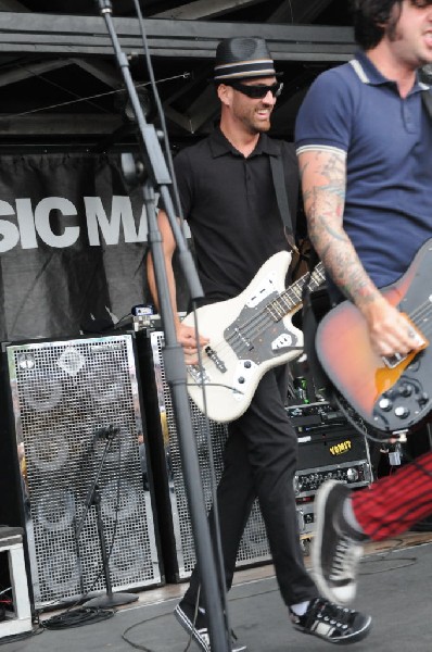The Briggs on the Hurley Stage, Warped Tour, Verizon Wireless Amphitheater,