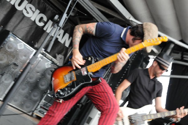 The Briggs on the Hurley Stage, Warped Tour, Verizon Wireless Amphitheater,