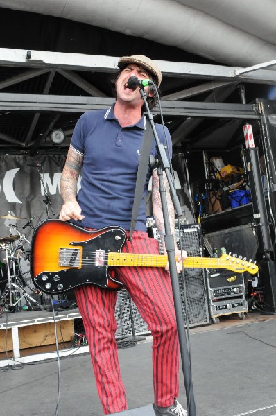 The Briggs on the Hurley Stage, Warped Tour, Verizon Wireless Amphitheater,