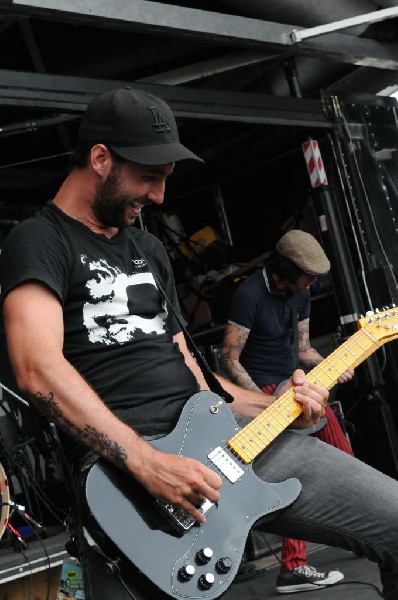 The Briggs on the Hurley Stage, Warped Tour, Verizon Wireless Amphitheater,