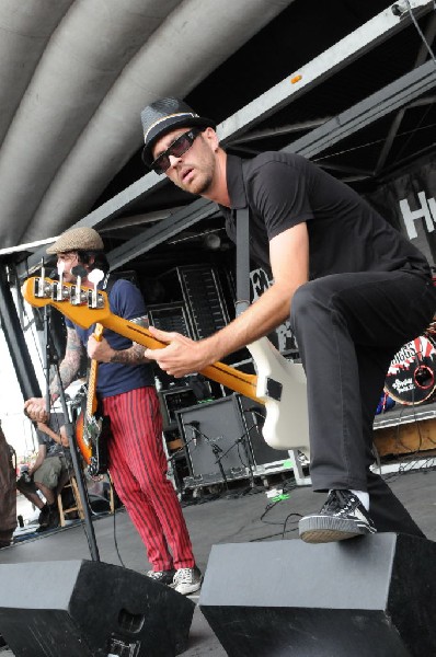 The Briggs on the Hurley Stage, Warped Tour, Verizon Wireless Amphitheater,