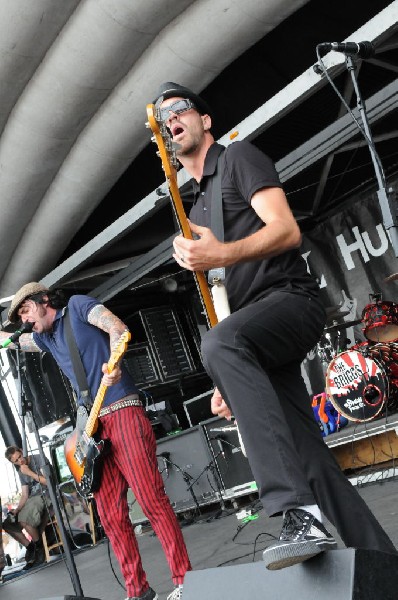 The Briggs on the Hurley Stage, Warped Tour, Verizon Wireless Amphitheater,