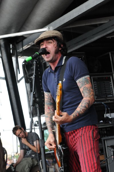 The Briggs on the Hurley Stage, Warped Tour, Verizon Wireless Amphitheater,