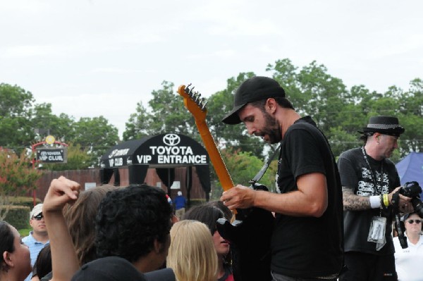 The Briggs on the Hurley Stage, Warped Tour, Verizon Wireless Amphitheater,