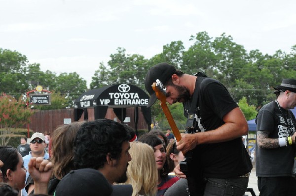 The Briggs on the Hurley Stage, Warped Tour, Verizon Wireless Amphitheater,