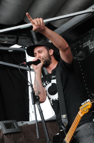 The Briggs on the Hurley Stage, Warped Tour, Verizon Wireless Amphitheater,