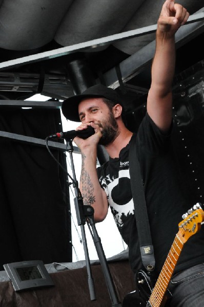 The Briggs on the Hurley Stage, Warped Tour, Verizon Wireless Amphitheater,