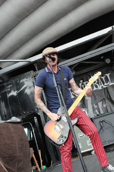 The Briggs on the Hurley Stage, Warped Tour, Verizon Wireless Amphitheater,