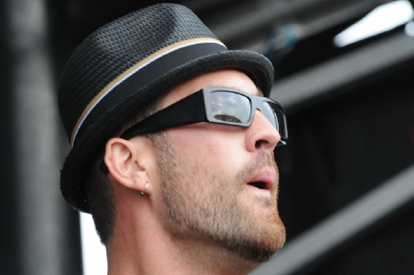 The Briggs on the Hurley Stage, Warped Tour, Verizon Wireless Amphitheater,