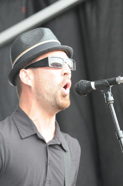 The Briggs on the Hurley Stage, Warped Tour, Verizon Wireless Amphitheater,