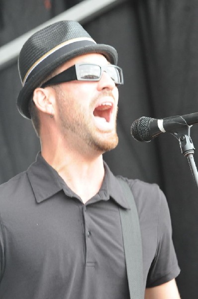 The Briggs on the Hurley Stage, Warped Tour, Verizon Wireless Amphitheater,