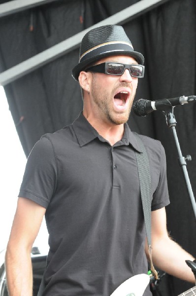 The Briggs on the Hurley Stage, Warped Tour, Verizon Wireless Amphitheater,
