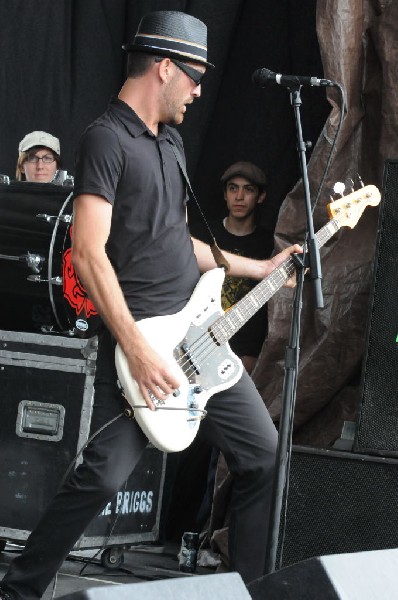 The Briggs on the Hurley Stage, Warped Tour, Verizon Wireless Amphitheater,