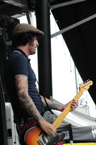 The Briggs on the Hurley Stage, Warped Tour, Verizon Wireless Amphitheater,
