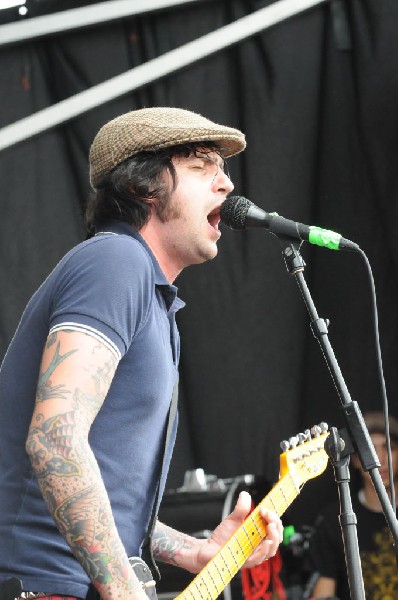 The Briggs on the Hurley Stage, Warped Tour, Verizon Wireless Amphitheater,