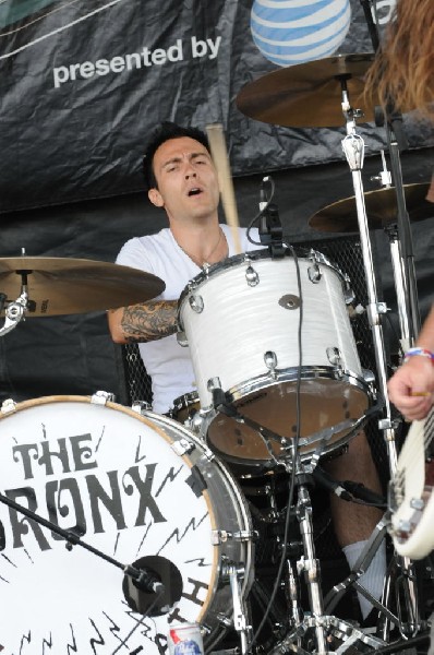 The Bronx on the Route 66 Stage, Warped Tour, Verizon Wireless Amphitheater
