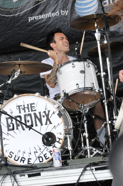 The Bronx on the Route 66 Stage, Warped Tour, Verizon Wireless Amphitheater