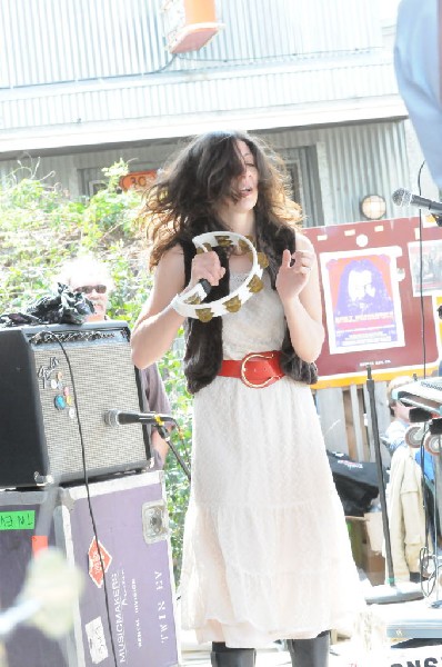 The Golden Dogs at the Roky Erickson Ice Cream Social at Threadgill's, Aust