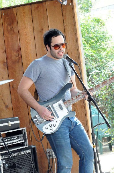 The Golden Dogs at the Roky Erickson Ice Cream Social at Threadgill's, Aust