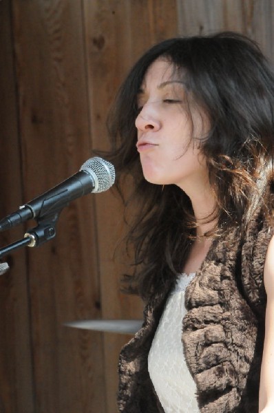 The Golden Dogs at the Roky Erickson Ice Cream Social at Threadgill's, Aust