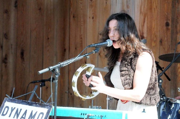 The Golden Dogs at the Roky Erickson Ice Cream Social at Threadgill's, Aust