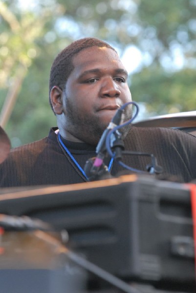 The Lee Boys at The Back Yard, Austin, Texas