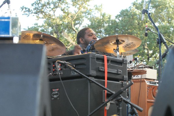The Lee Boys at The Back Yard, Austin, Texas