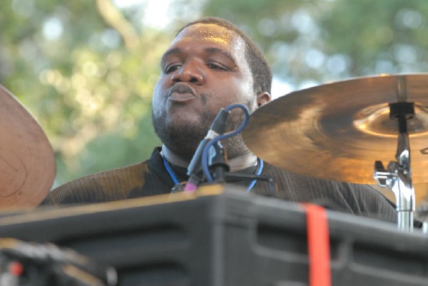 The Lee Boys at The Back Yard, Austin, Texas