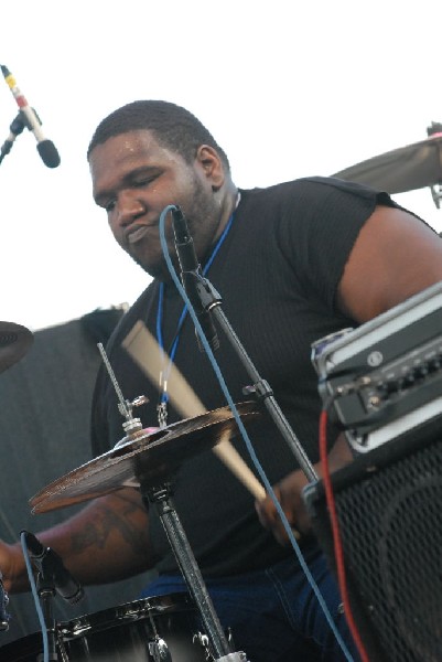 The Lee Boys at The Back Yard, Austin, Texas