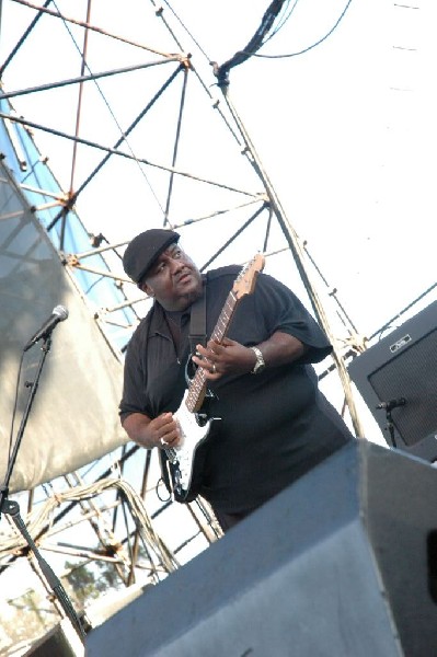 The Lee Boys at The Back Yard, Austin, Texas