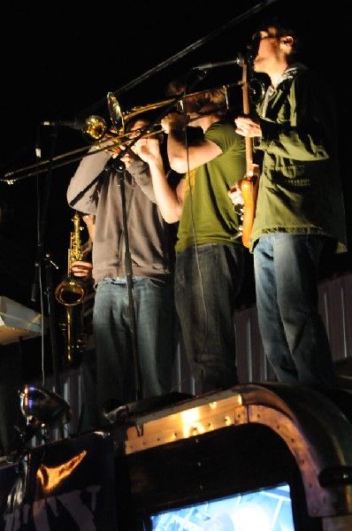 The Peoples Party perform in the street, Austin, Texas, SXSW 2008