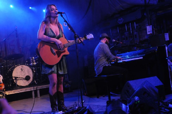 The Wellspring at Stubb's BarBQ, Austin, Texas April 16, 2011 - photo by Je