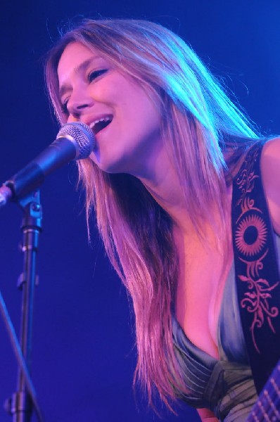 The Wellspring at Stubb's BarBQ, Austin, Texas April 16, 2011 - photo by Je