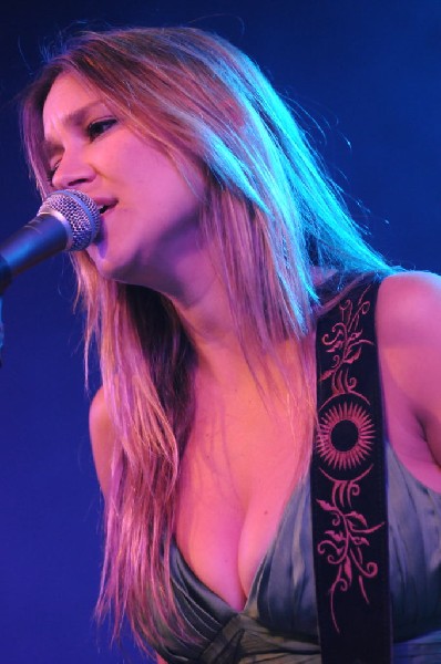 The Wellspring at Stubb's BarBQ, Austin, Texas April 16, 2011 - photo by Je