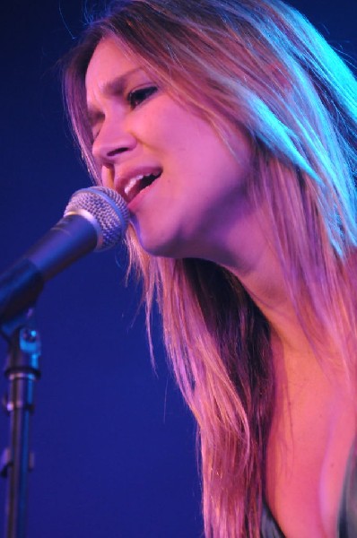 The Wellspring at Stubb's BarBQ, Austin, Texas April 16, 2011 - photo by Je