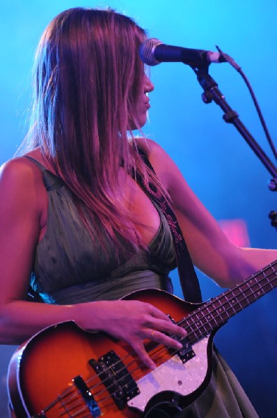 The Wellspring at Stubb's BarBQ, Austin, Texas April 16, 2011 - photo by Je