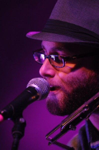 The Wellspring at Stubb's BarBQ, Austin, Texas April 16, 2011 - photo by Je