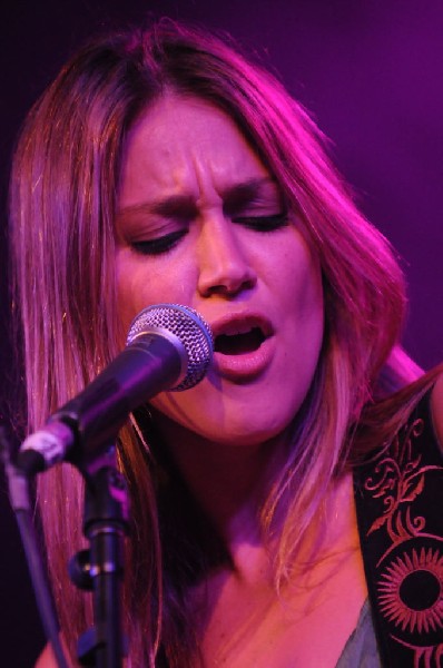 The Wellspring at Stubb's BarBQ, Austin, Texas April 16, 2011 - photo by Je