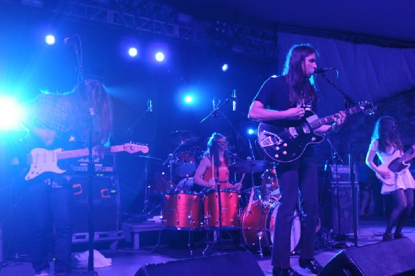 The Willowz at Stubb's BarBQ, Austin, Texas