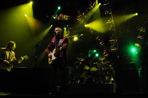 Tom Petty and the Heartbreakers at the  Verizon