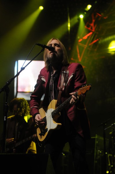 Tom Petty and the Heartbreakers at the  Verizon