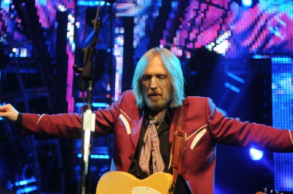 Tom Petty and the Heartbreakers at the  Verizon