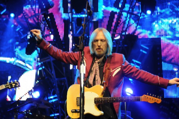 Tom Petty and the Heartbreakers at the  Verizon