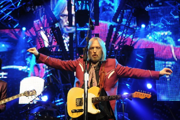 Tom Petty and the Heartbreakers at the  Verizon