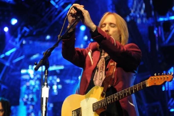 Tom Petty and the Heartbreakers at the  Verizon